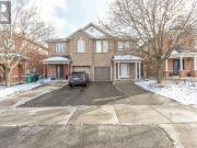 apartment at 32 LOCKHEED CRESCENT, Brampton, Ontario, L7A3G2