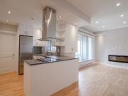 apartment at 3455 Rue Aylmer Milton Park Montreal H2X 2B5