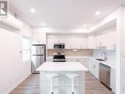 apartment at 3 989 QUEEN STREET E, Toronto, Ontario, M4M1K2