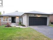 apartment at 65 BELLBURY CRESCENT, Toronto, Ontario, M2J2J9