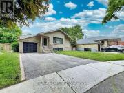 apartment at 7 MONTVALE DRIVE, Toronto, Ontario, M1M3E5