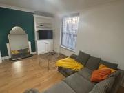Apartment at Battersea Bridge Road, Greater London