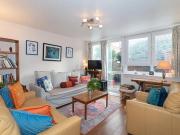 Apartment at Battersea Bridge Road, Greater London