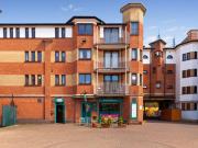 Apartment at Bay 14, Oxford