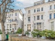 Apartment at Belsize Grove, London