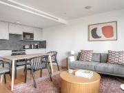 Apartment at Bridgefoot, London