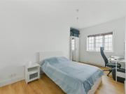 Apartment at Cannon Hill Lane, London