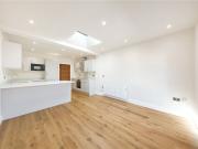 Apartment at Church Street, London
