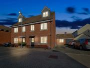 Apartment at Cobblestone Way, Cheltenham