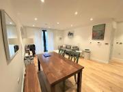 Apartment at Dock Street, London Apartment at Dock Street, London