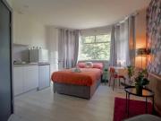 Apartment at Dollis Hill Lane, Greater London