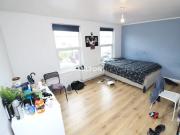 Apartment at Donnington Gardens, Reading