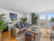 Apartment at Fairmont Avenue, London