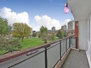 Apartment at Forsyth Gardens, Greater London