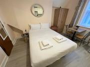 Apartment at Green Lanes, London