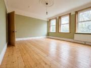 Apartment at Half Moon Lane, Greater London