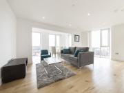 Apartment at High Street, London