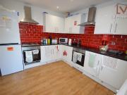 Apartment at Hyde Park Terrace, Leeds