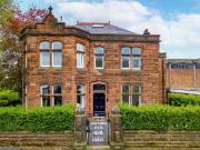 Apartment at Kelvinside Gardens, Glasgow