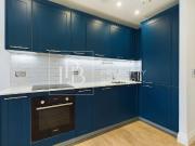 Apartment at Kenavon Drive, Reading