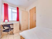 Apartment at Kent Avenue, Canterbury