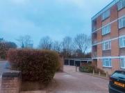 Apartment at Keswick Road, Greater London