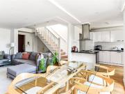 Apartment at King's Cross Road, London