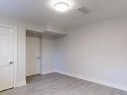 apartment at L4C1C5, Richmond Hill, Canada