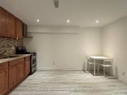 apartment at L4E3X1, Richmond Hill, Canada