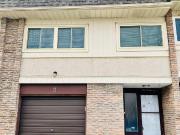 apartment at L5N2C4, Mississauga, Canada