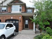 apartment at L5V2Y9, Mississauga, Canada