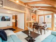 apartment at L6L3P3, Oakville, Canada