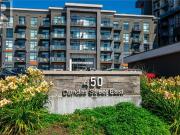 apartment at L8B1Z2, Waterdown, Canada