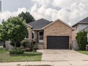 apartment at BASEMENT 1 RESOLUTE DRIVE, Hamilton,...