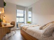 Room at Lakeside Way, Greater London