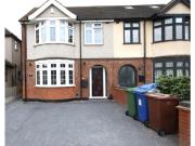 Apartment at Lander Road, Grays