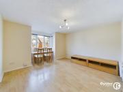 Apartment at Leafield, Luton