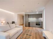 Apartment at Leman Street, London