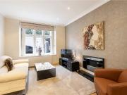 Apartment at Lennox Gardens, Greater London