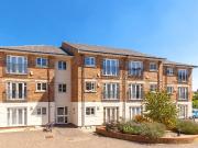 Apartment at Long Ford Close, Oxford