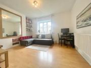 Apartment at Long Lane, London Borough of Southwark