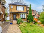 apartment at LOWER 61 YONGE BOULEVARD, Toronto, Ontario,...