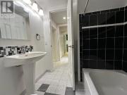 apartment at 8 MIDCROFT DRIVE, Toronto, Ontario, M1S1X1