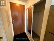 apartment at M3M0B8, Toronto, Canada