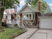 apartment at 25 FAIRSIDE AVENUE, Toronto, Ontario, M4C3G8