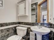 apartment at M4R1E6, Toronto, Canada