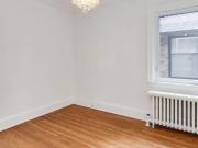 apartment at M4V1Z3, Toronto, Canada