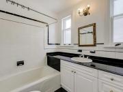 apartment at M4V2W9, Toronto, Canada