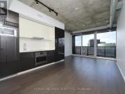 apartment at M5A0M4, Toronto, Canada