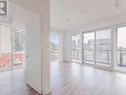 apartment at M5G0C5, Toronto, Canada
